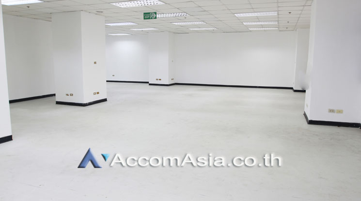 7  Office Space For Rent in Charoen Nakhon ,Bangkok BTS Krung Thon Buri at Thai Sri Tower AA13713